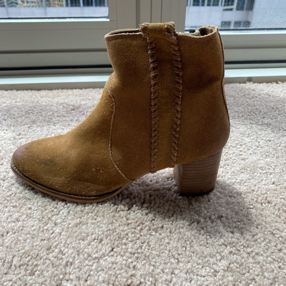 Comfy naughty monkey ankle boots